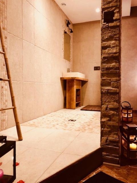 Domaine De Vandenesse Et Spa Экстерьер фото