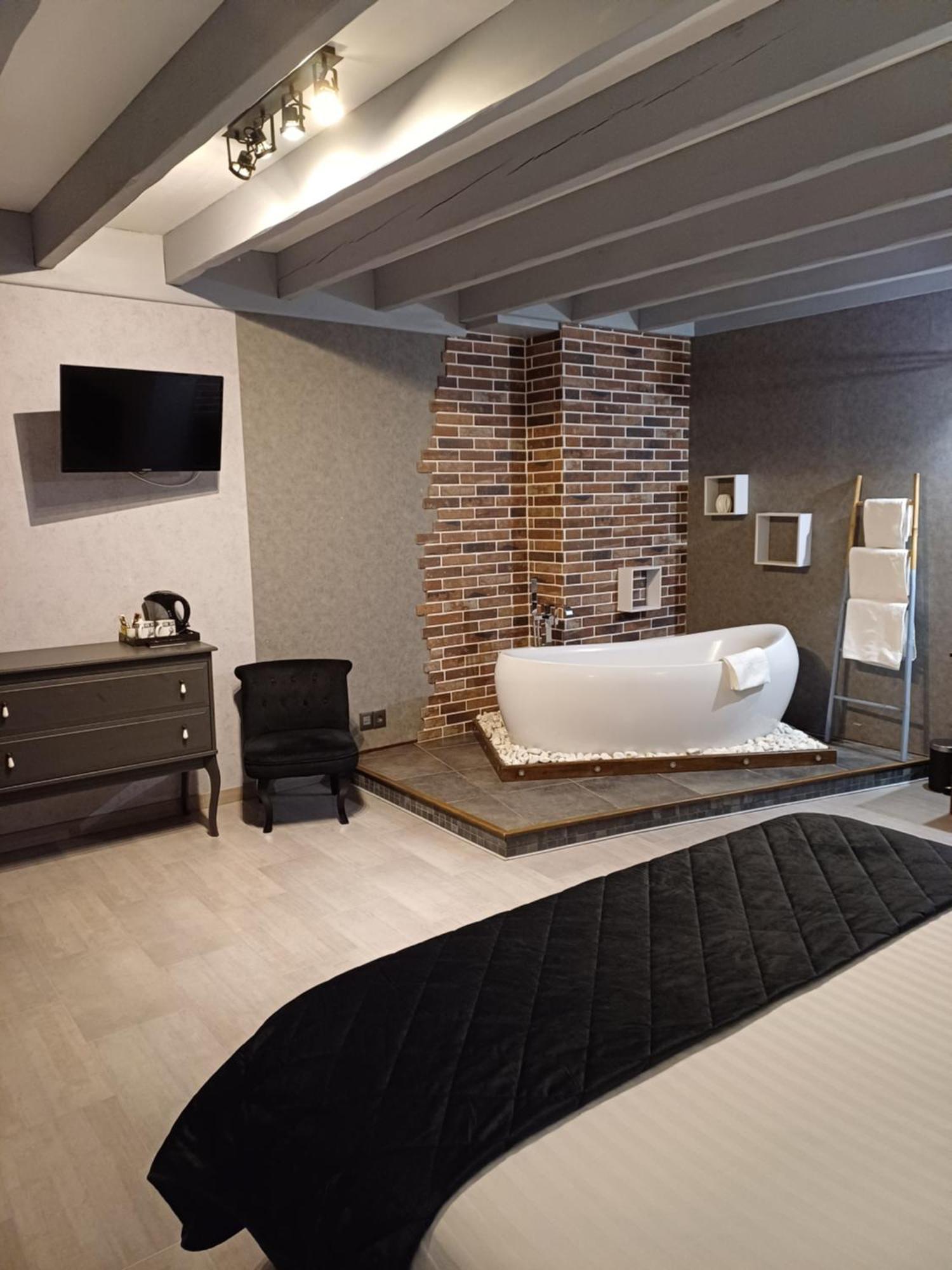 Domaine De Vandenesse Et Spa Экстерьер фото